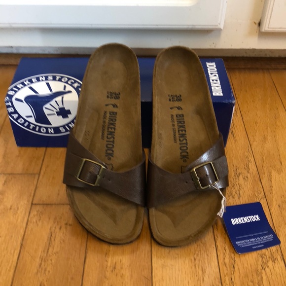 graceful toffee birkenstocks